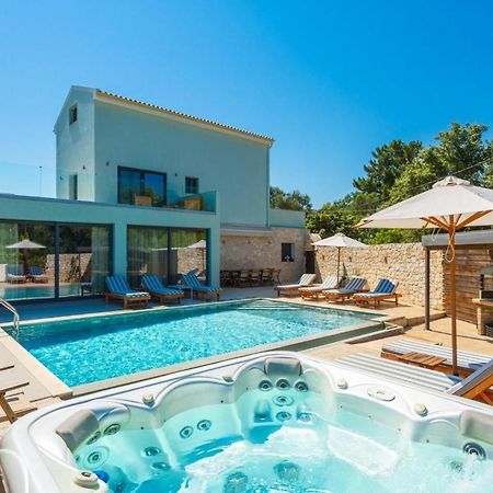Villa Eleanna Agnítsini エクステリア 写真